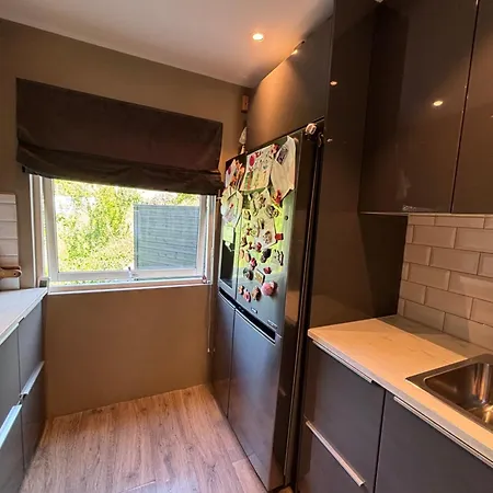 Vakantiehuis House With Big Terrace And Good Parking Place *