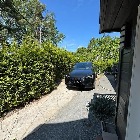 House With Big Terrace And Good Parking Place Vakantiehuis Kristiansand