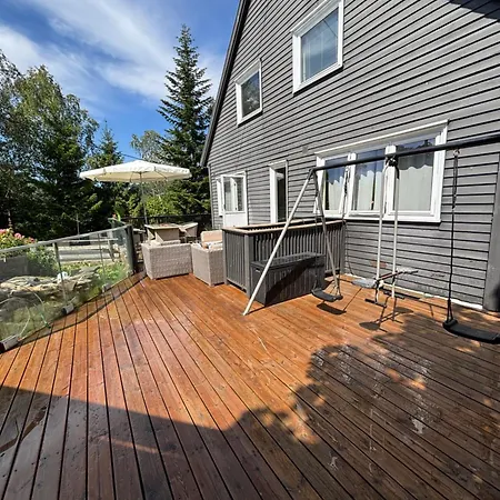 House With Big Terrace And Good Parking Place *